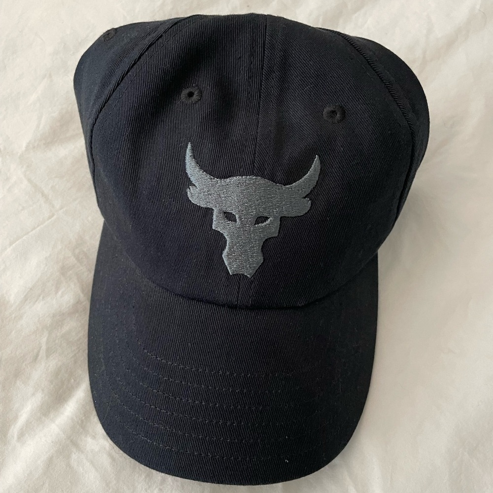 Project Rock Free Fit Black Hat - One Size